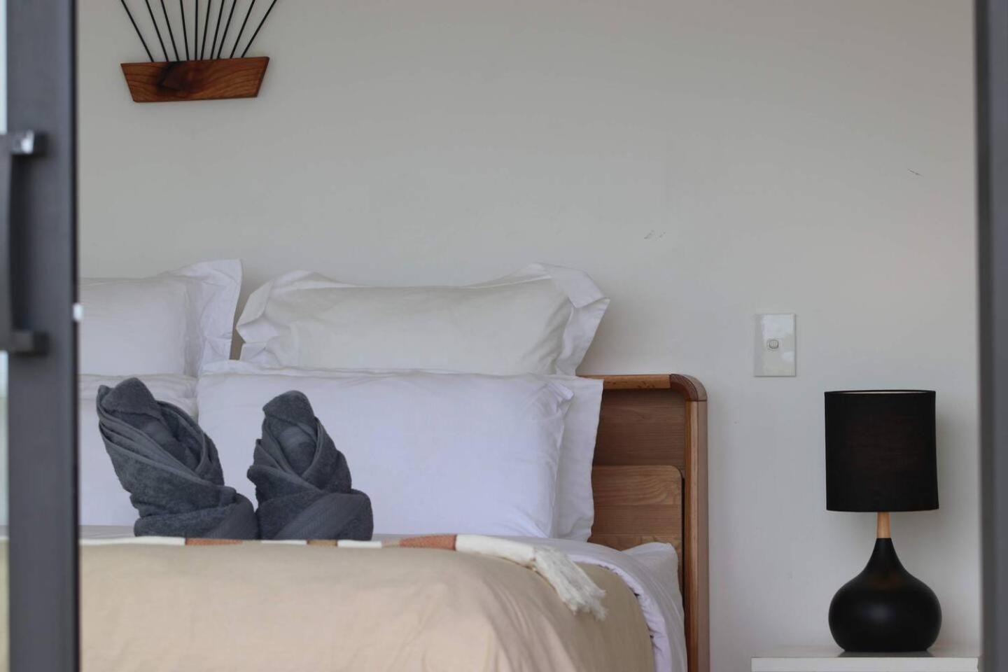 Room At Raglans Travellers Rest Coastal Retreat Exterior foto
